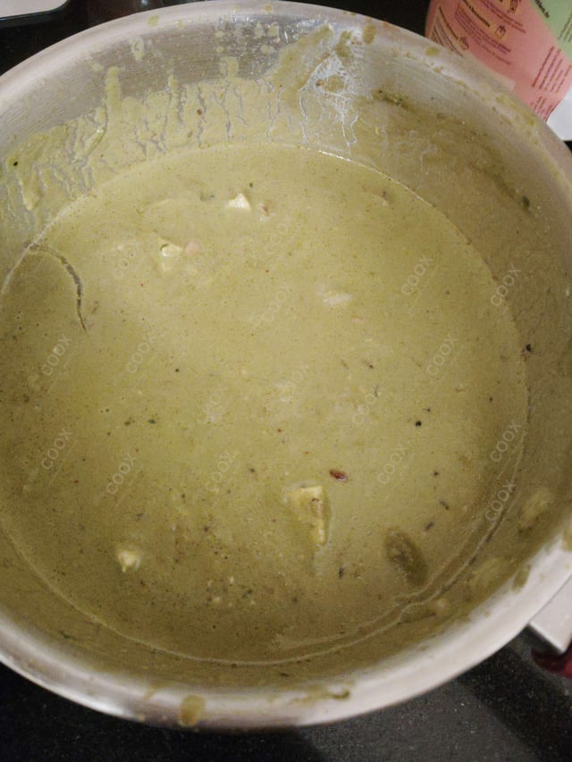 Delicious Palak Paneer prepared by COOX