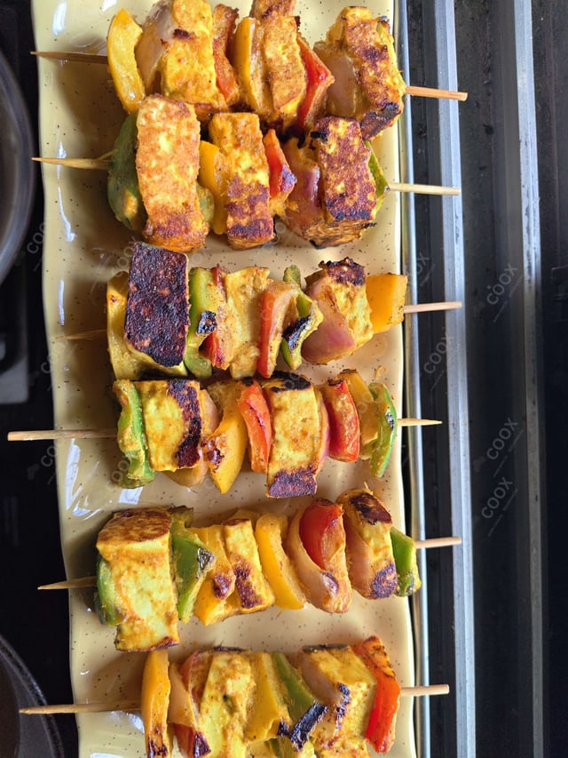 Delicious Paneer Shashlik prepared by COOX