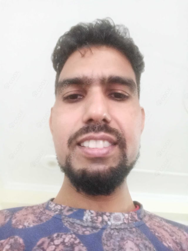 Chef from COOX at bookings. Professional cooks chefs at home