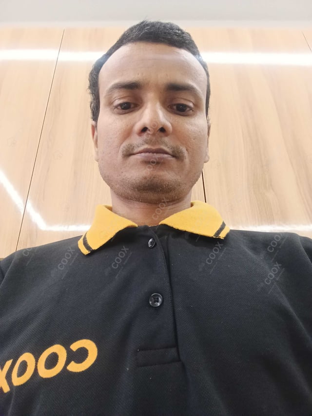 Chef from COOX at bookings. Professional cooks chefs at home