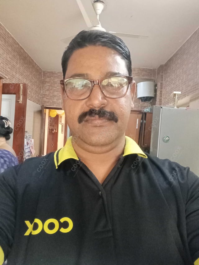 Chef from COOX at bookings. Professional cooks chefs at home