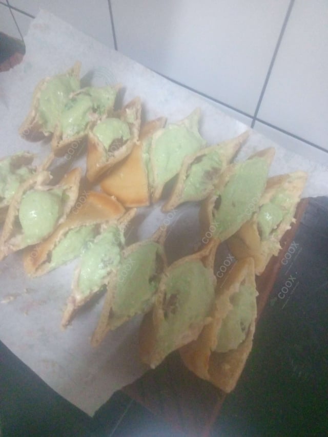 Delicious Falafel Pockets prepared by COOX