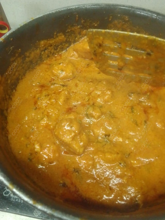 Delicious Butter Chicken prepared by COOX