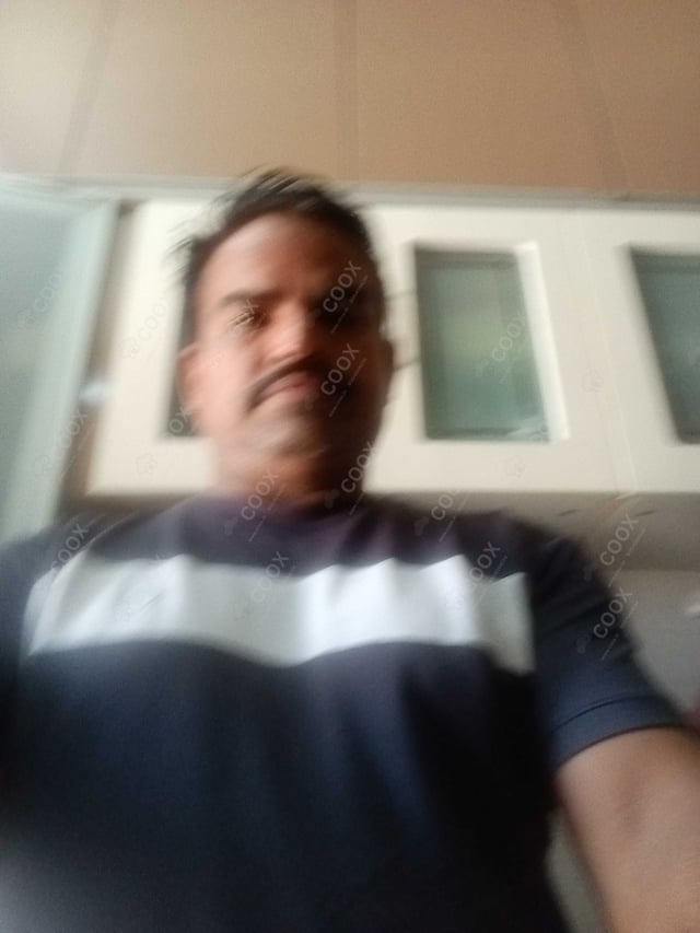 Chef from COOX at bookings. Professional cooks chefs at home