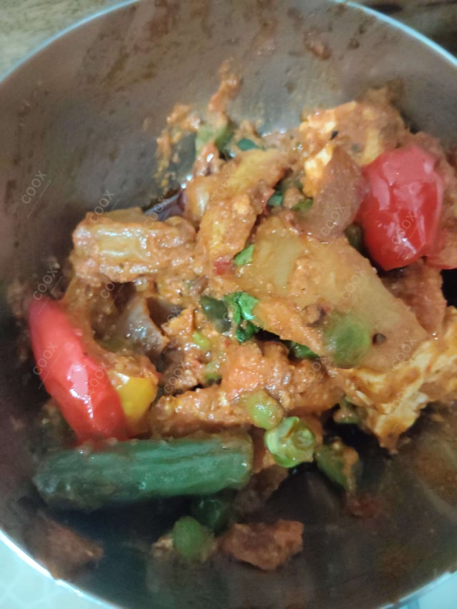 Delicious Veg Jalfrezi prepared by COOX