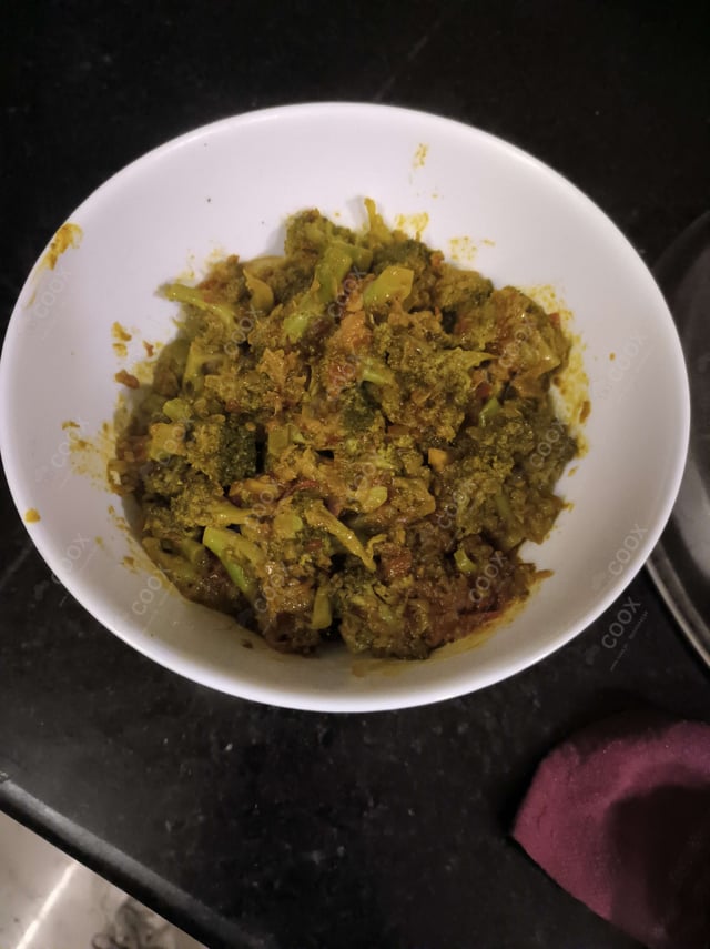 Delicious Masala Broccoli prepared by COOX
