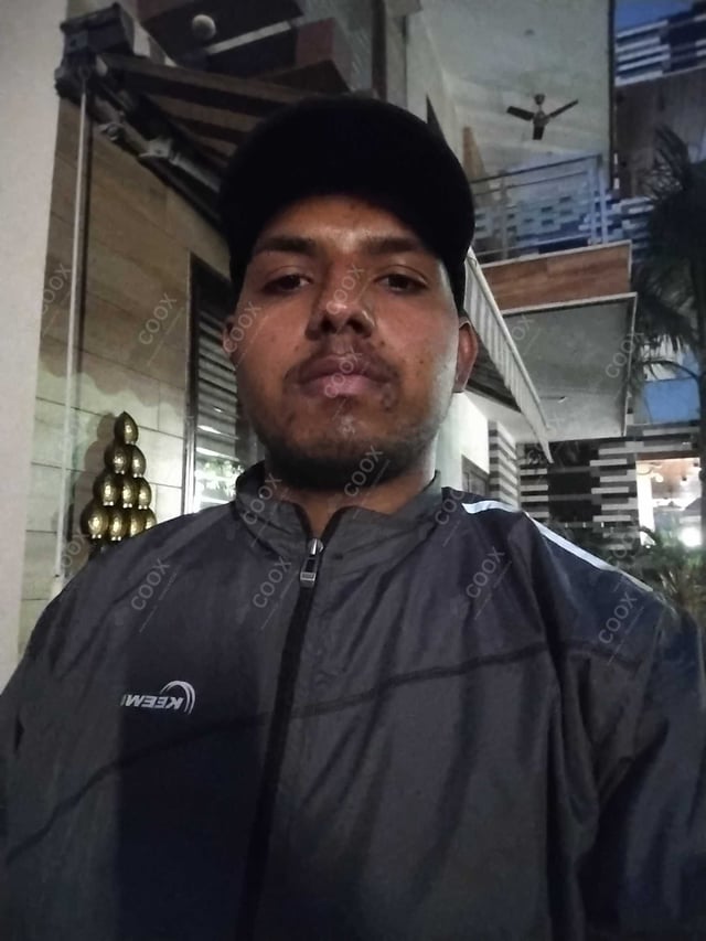 Chef from COOX at bookings. Professional cooks chefs at home