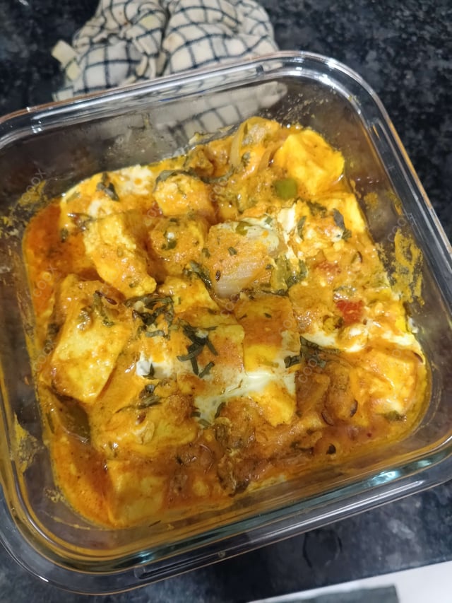 Delicious Kadhai Paneer prepared by COOX
