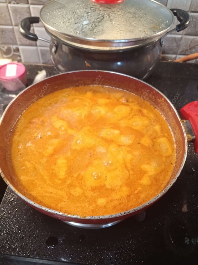 Delicious Butter Chicken prepared by COOX