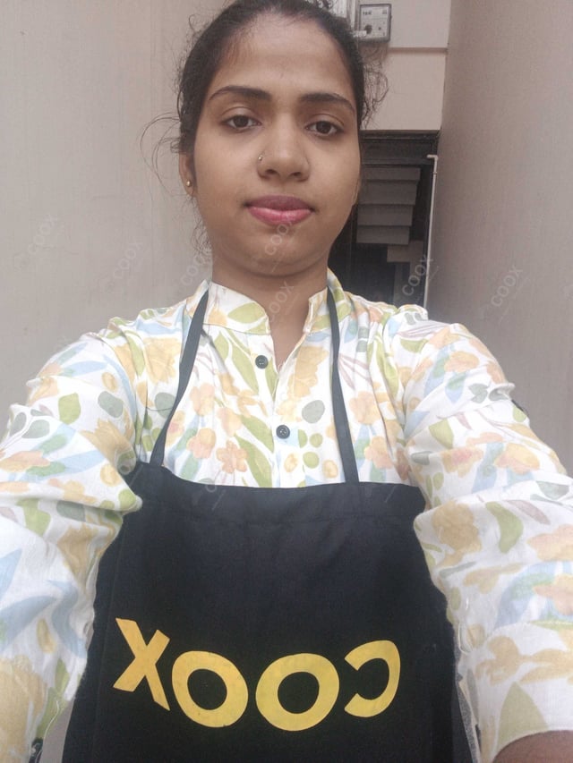 Chef from COOX at bookings. Professional cooks chefs at home