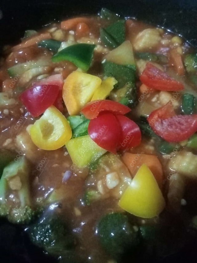 Delicious Mix Veg in Hot Garlic Sauce prepared by COOX