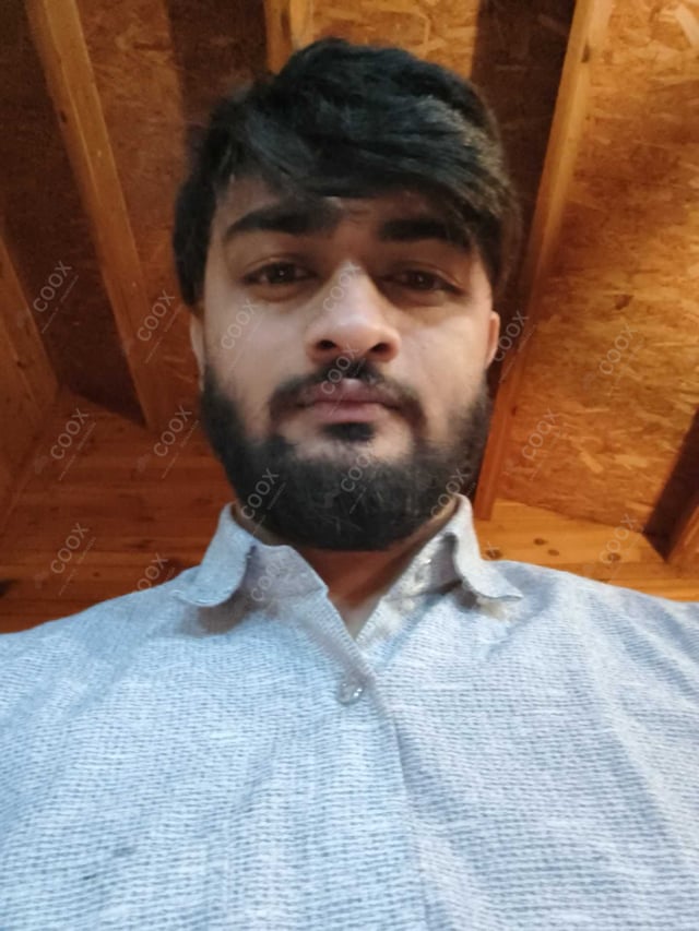 Chef from COOX at bookings. Professional cooks chefs at home