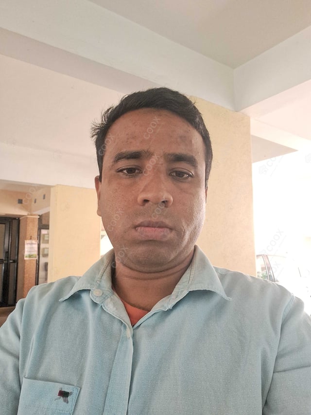 Chef from COOX at bookings. Professional cooks chefs at home