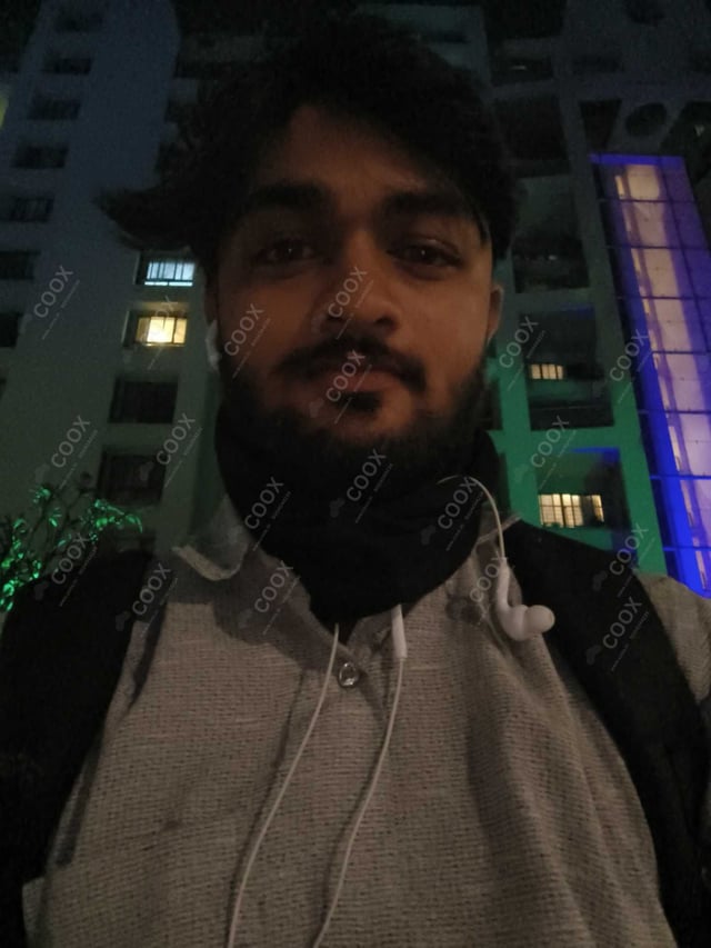 Chef from COOX at bookings. Professional cooks chefs at home