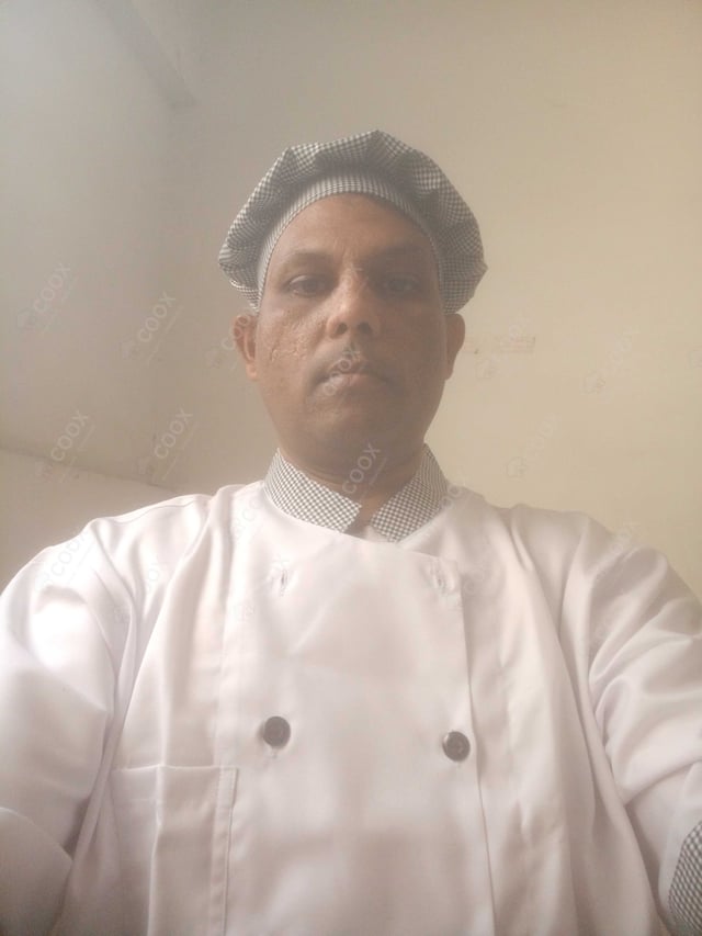 Chef from COOX at bookings. Professional cooks chefs at home
