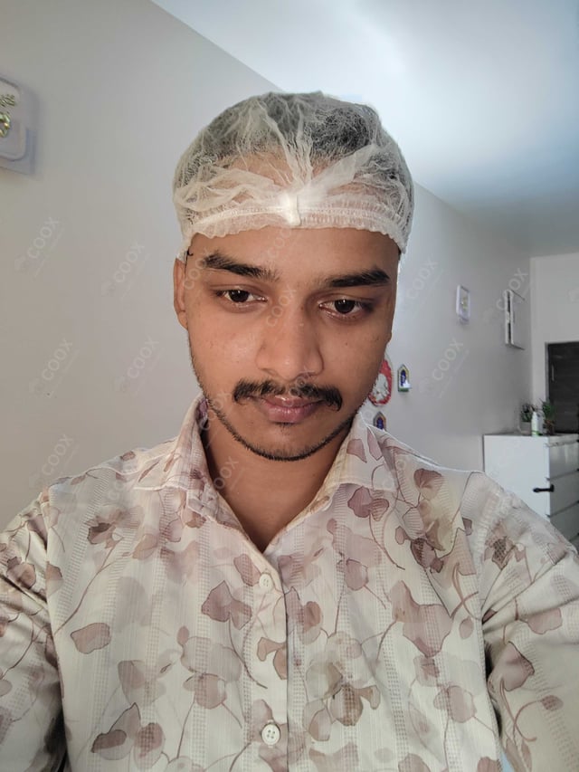 Chef from COOX at bookings. Professional cooks chefs at home