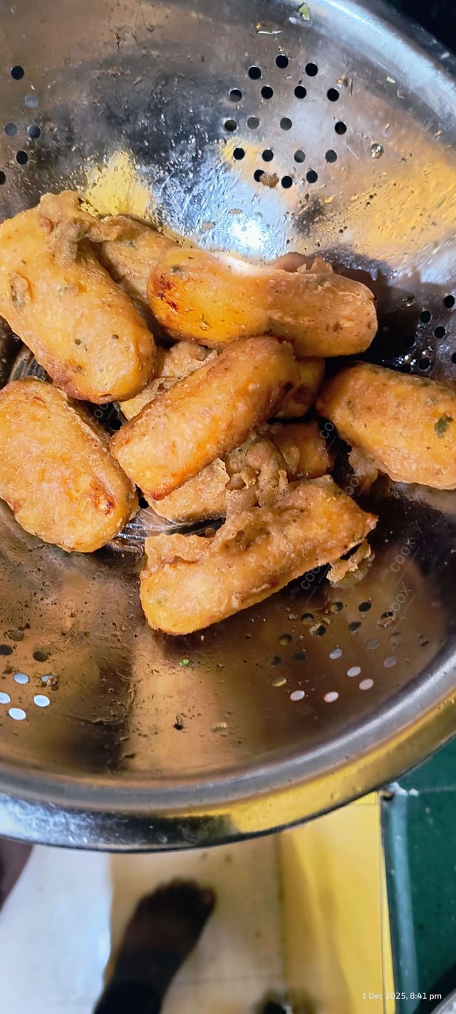 Delicious Chocolate Milkshake prepared by COOX