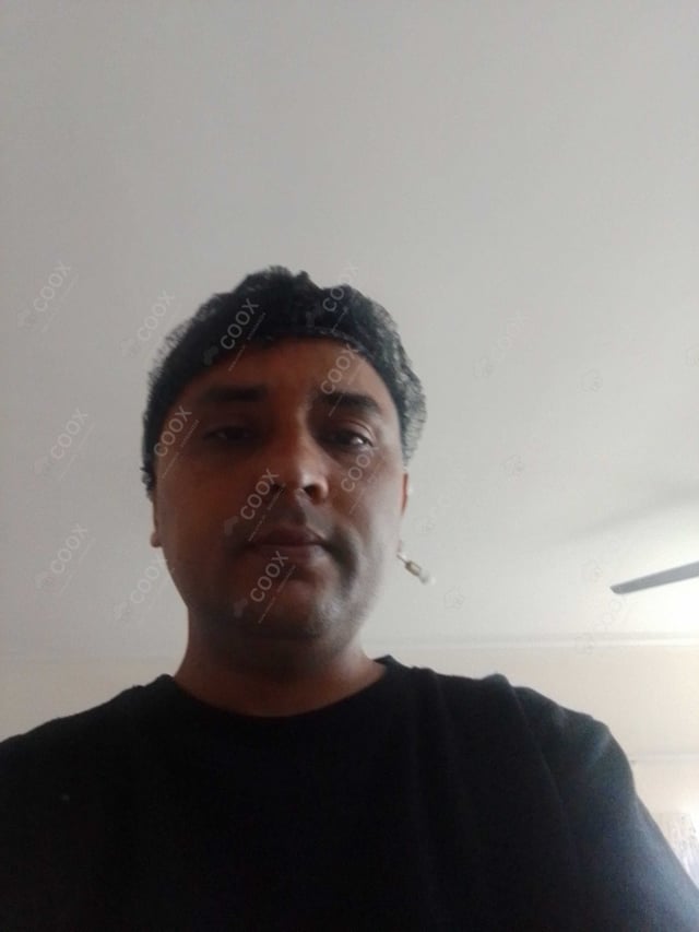 Chef from COOX at bookings. Professional cooks chefs at home