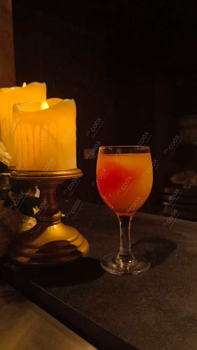 Delicious Gin & Tonic prepared by COOX