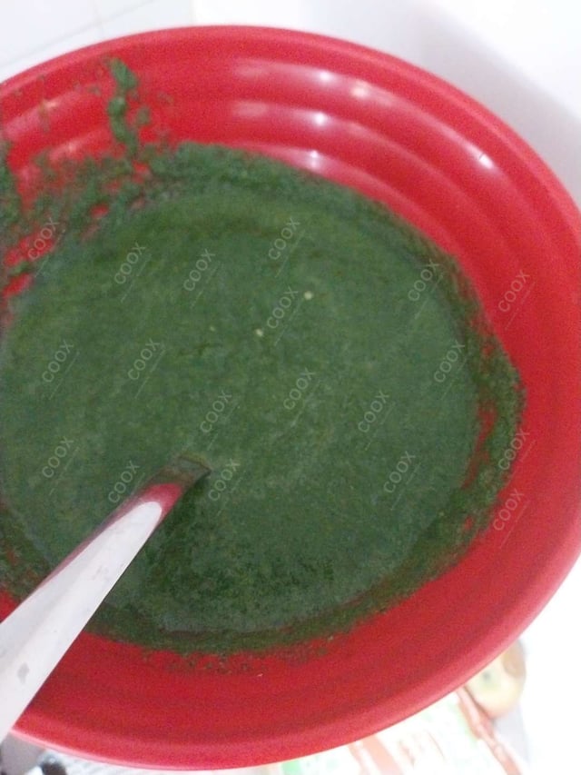 Delicious Green Chutney prepared by COOX