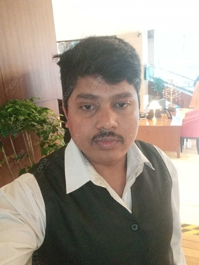 Chef from COOX at bookings. Professional cooks chefs at home