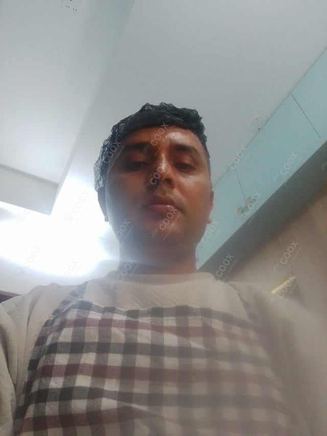 Chef from COOX at bookings. Professional cooks chefs at home