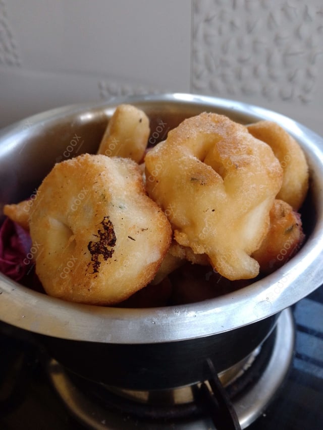 Delicious Medu Vada prepared by COOX
