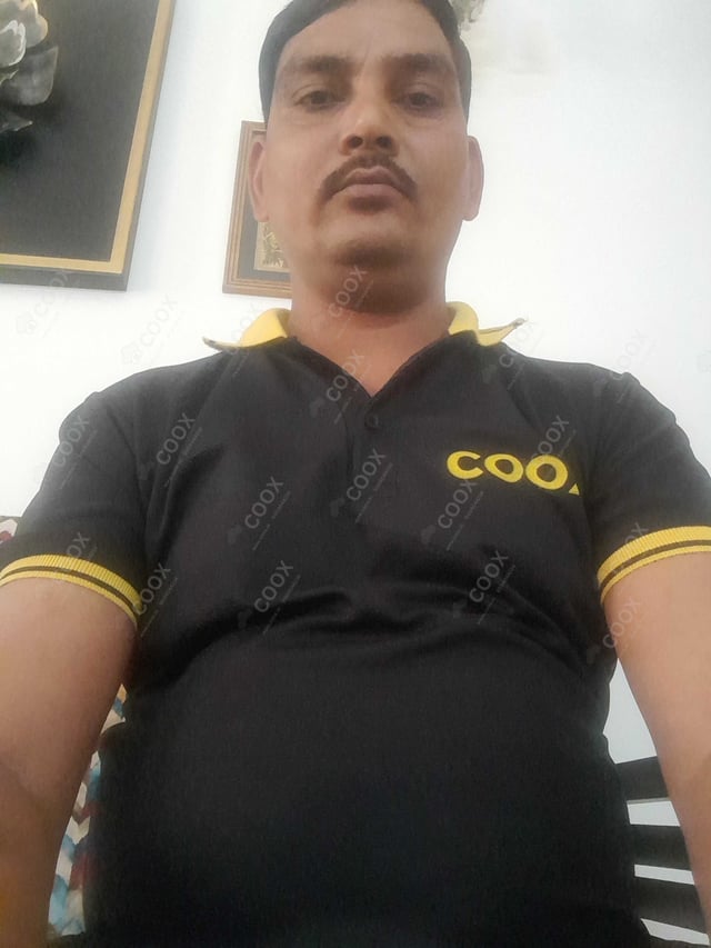 Chef from COOX at bookings. Professional cooks chefs at home