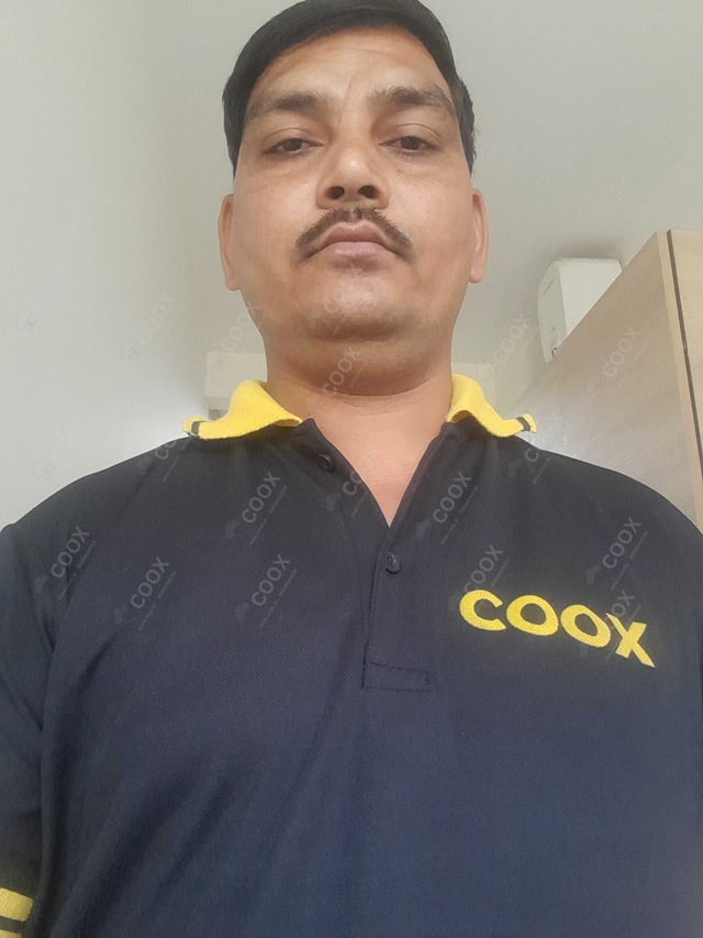 Chef from COOX at bookings. Professional cooks chefs at home