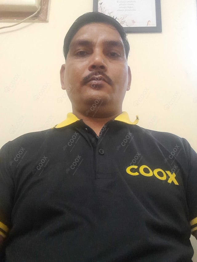 Chef from COOX at bookings. Professional cooks chefs at home