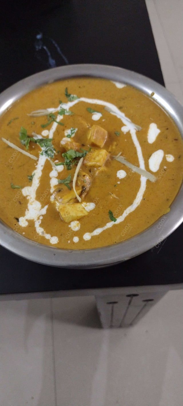 Delicious Shahi Paneer prepared by COOX