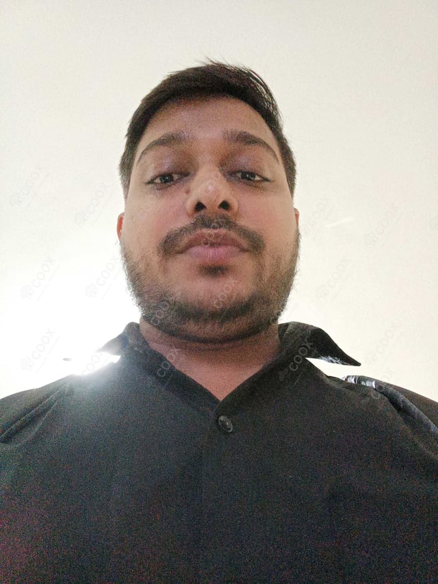 Chef from COOX at bookings. Professional cooks chefs at home