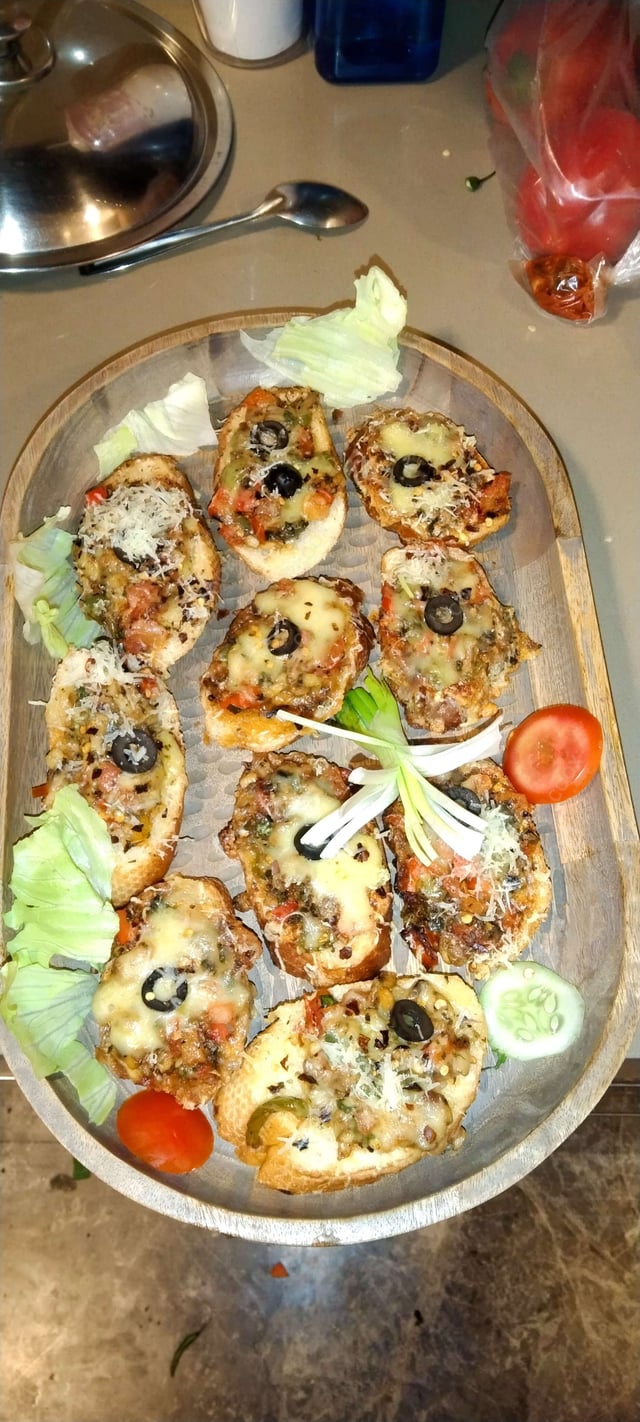Delicious Tomato Mushroom Bruschetta prepared by COOX