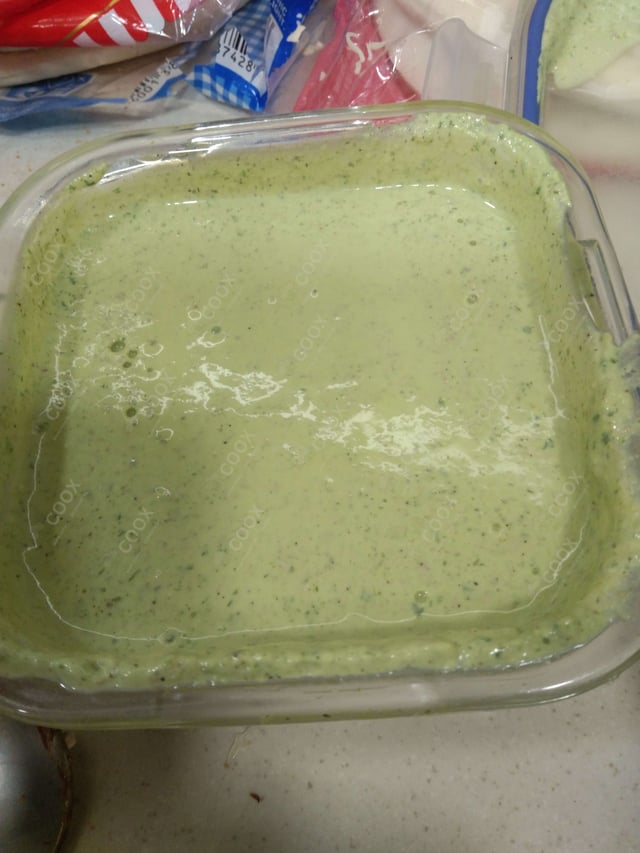 Delicious Yogurt Parsley Dip prepared by COOX