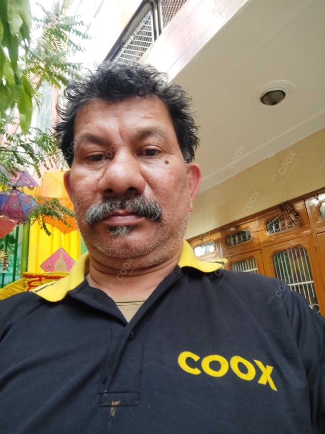Chef from COOX at bookings. Professional cooks chefs at home
