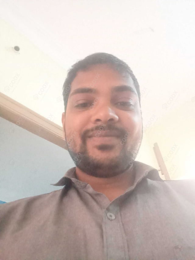 Chef from COOX at bookings. Professional cooks chefs at home