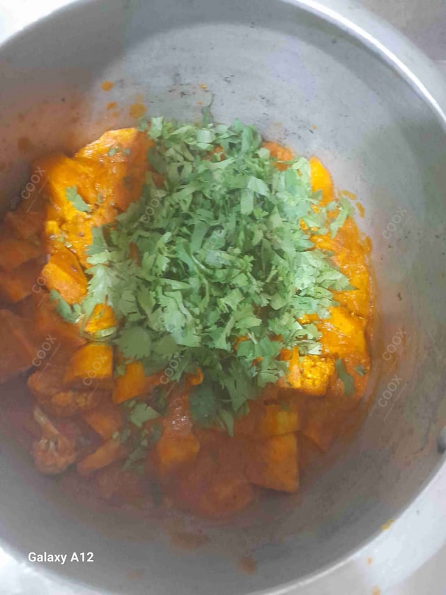 Delicious Aloo Gobhi prepared by COOX