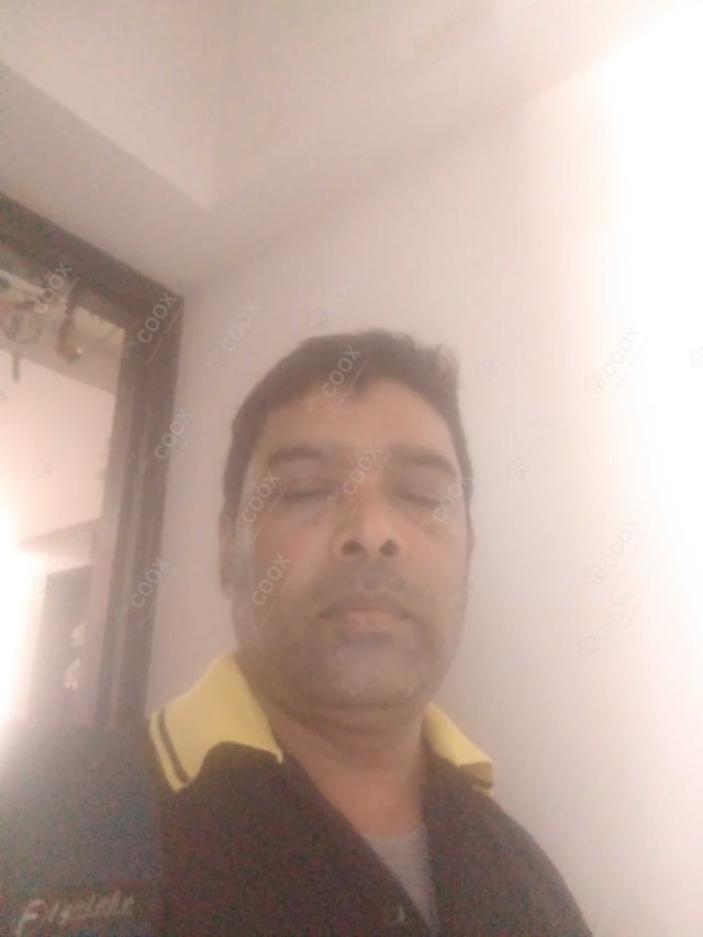 Chef from COOX at bookings. Professional cooks chefs at home