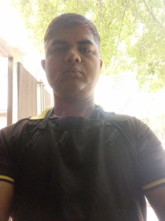 Chef from COOX at bookings. Professional cooks chefs at home