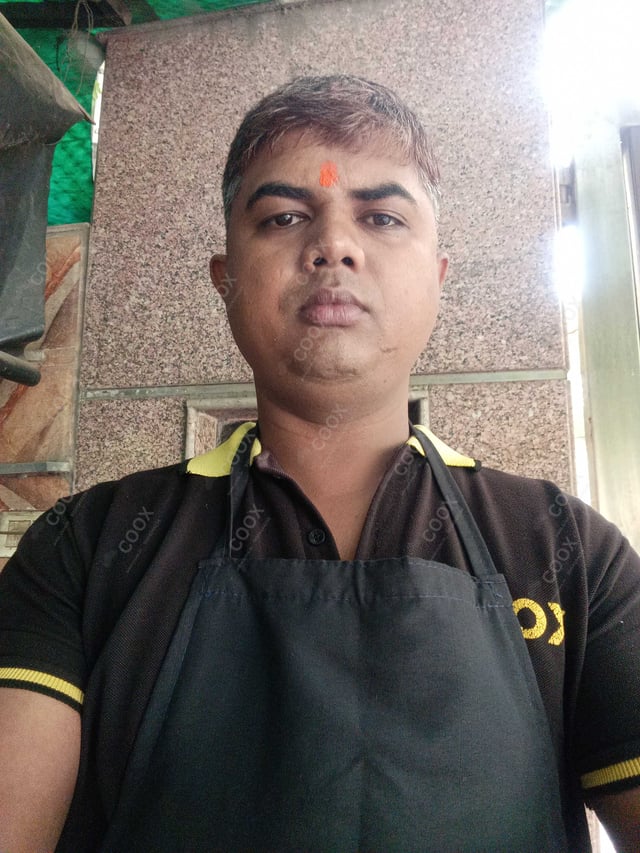Chef from COOX at bookings. Professional cooks chefs at home