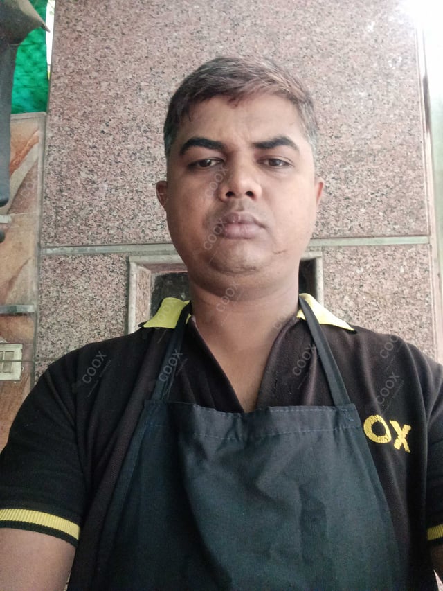 Chef from COOX at bookings. Professional cooks chefs at home