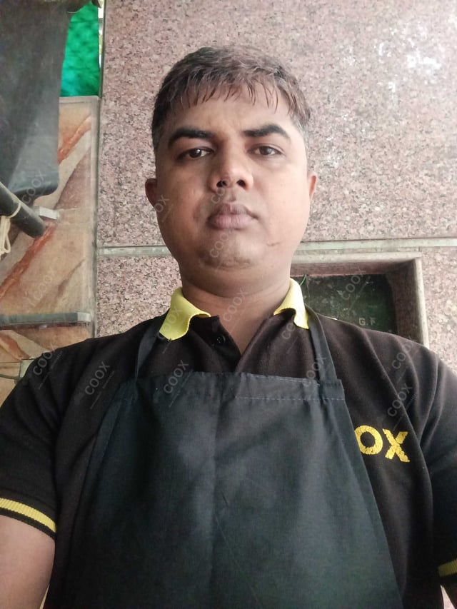 Chef from COOX at bookings. Professional cooks chefs at home