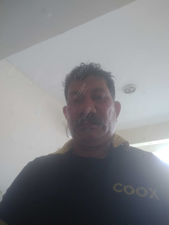 Chef from COOX at bookings. Professional cooks chefs at home