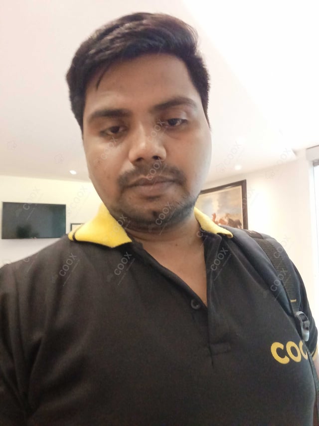 Chef from COOX at bookings. Professional cooks chefs at home