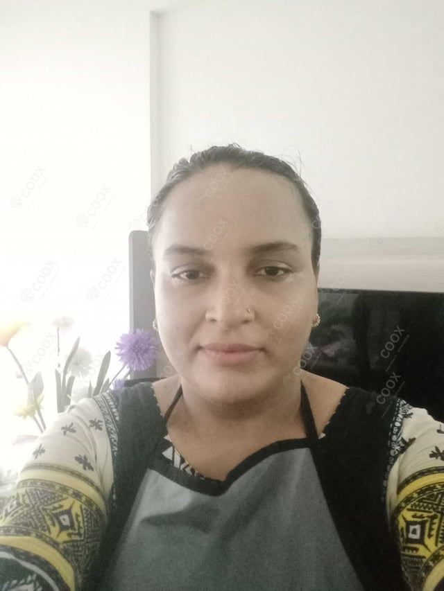 Chef from COOX at bookings. Professional cooks chefs at home