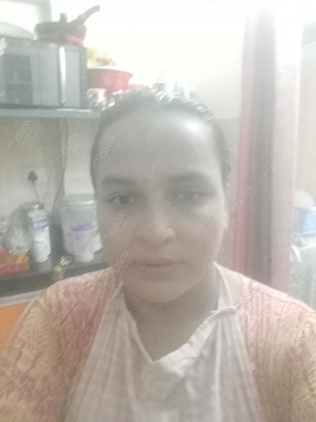 Chef from COOX at bookings. Professional cooks chefs at home