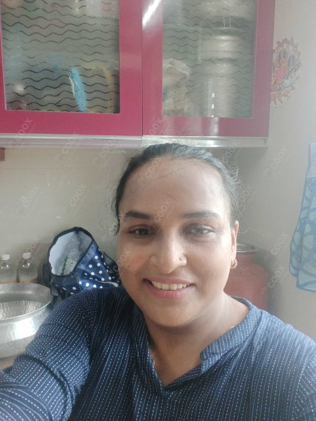 Chef from COOX at bookings. Professional cooks chefs at home