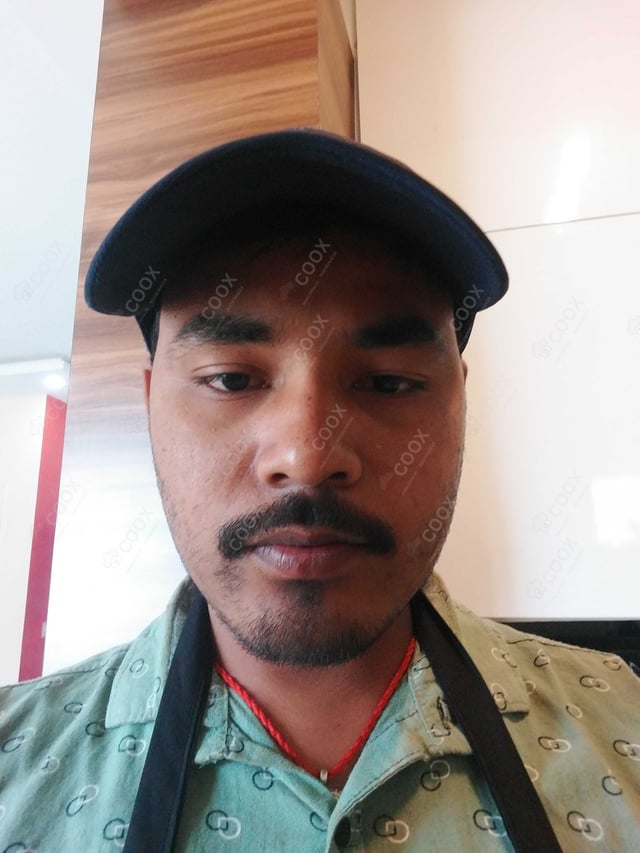 Chef from COOX at bookings. Professional cooks chefs at home