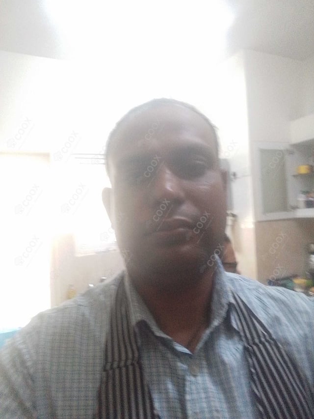 Chef from COOX at bookings. Professional cooks chefs at home