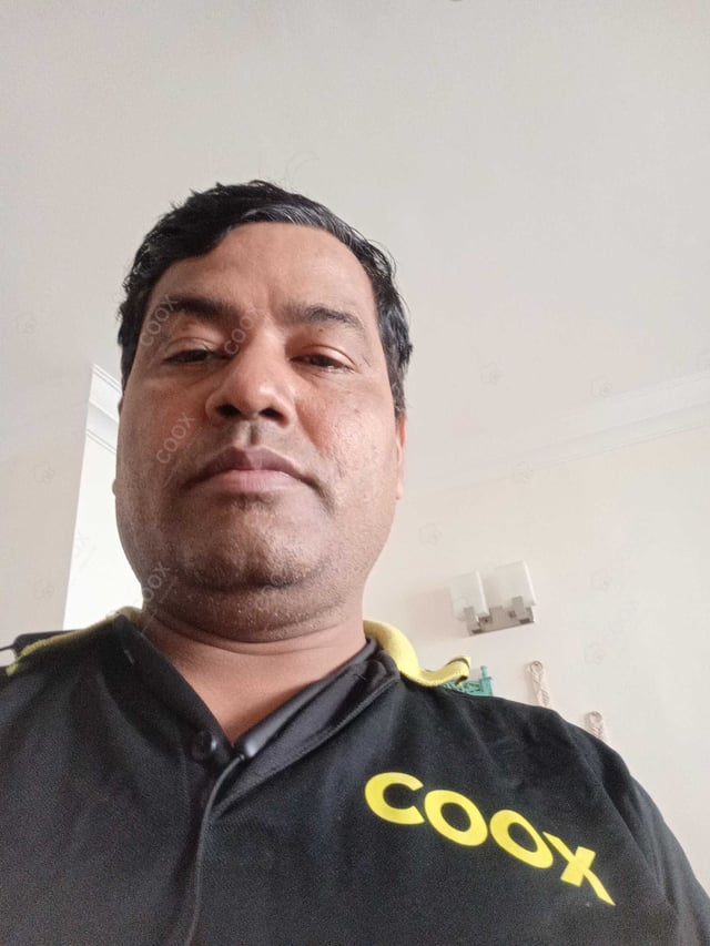 Chef from COOX at bookings. Professional cooks chefs at home